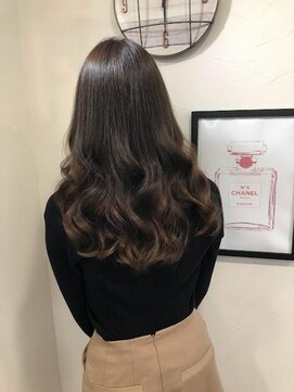 ニーナ ヴィジョン(NINA visioN) カラー＋プルエクステ