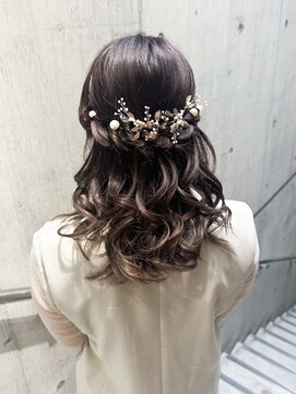 フレイム(FLAME) 【FLAME 天文館】結婚式お呼ばれヘア ふんわりハーフアップ