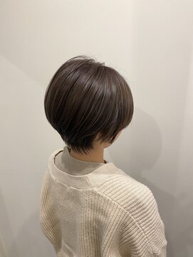 ユニコ(unico) 襟足スッキリ/丸みショート