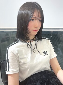 ランテルディ 渋谷(LANTERDIT) 顔周りカット シースルーバング レイヤーカット 丸みボブ