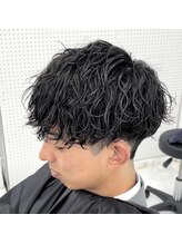 学生から大人まで大人気！清潔感と無造作感の 【波巻きパーマ】