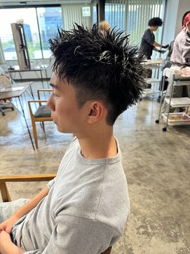 ニュート(Neut ) スパイキーショートmen'scutツイストスパイラルパーマ