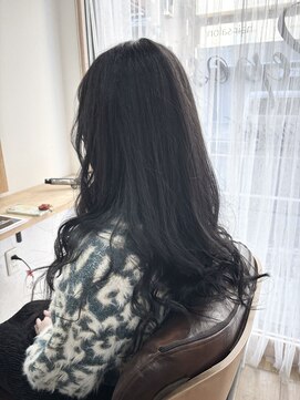 ルポ バイ モイ(Repos by MOI) ブルー系暗髪×ロングレイヤー