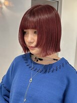 チェリーレッド　姫カット　暖色カラー　ぷつっとボブ　レイヤー