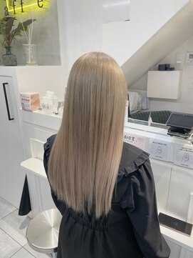 ネオリーブカフ 鶴ヶ峰店(Neolive caff) ミルクティーベージュ　ダブルカラー　ハイトーン