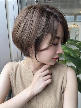 ジェット 姫路 飾磨(jet.)の写真/【飾磨】前髪の長さやこだわりのレイヤーカットでシルエットを見極め、小顔に見える黄金比に◇