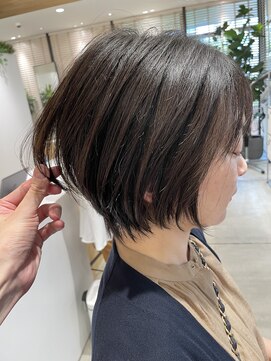 ステアケース 武蔵小杉店(stair:case) スタイリング時間2分!まとまるけど軽いショートボブ