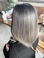 シェリ(che'rie)&nbsp;ハイライトカラーミルクティーベージュケアブリーチダブルカラー