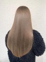 バランス 新宿(balance)&nbsp;くすみブロンドが際立つストレートヘア♪