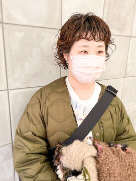 トゥコ(tuco) ショートパーマウルフパーマ外ハネカジュアル伸ばしかけ