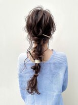 編みおろしアレンジ　華やか　上品　お呼ばれアレンジ