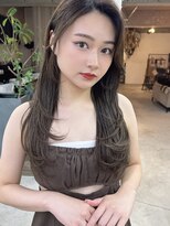 インビテーション(invitation)&nbsp;レイヤーロング大人かわいい簡単スタイリング顔周りカット前髪