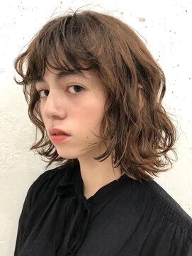 ジョニアンドロージ(Joni & Rougy) フラッフィパーマボブ