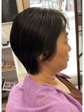 カットショップ ウィルニジュウイチ(CUT SHOP Will21) 夏にぴったり◎大人ショートヘア
