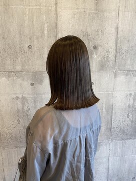 アーチ(ARCH) ぱつっとミディアム〈ARCH CHIAKI〉