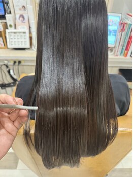 SNSでも話題！圧倒的な艶髪を叶える「メテオ」で悩める髪質をアップデート！！