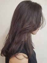 ブロック ジャポン(bloc japon)&nbsp;ほの赤ベージュで魅せる艶と抜け感モードフェミニン20代30代40代