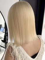 フリーク(FLEEK)&nbsp;レイヤーカット髪質改善ダブルカラーブリーチ三宮