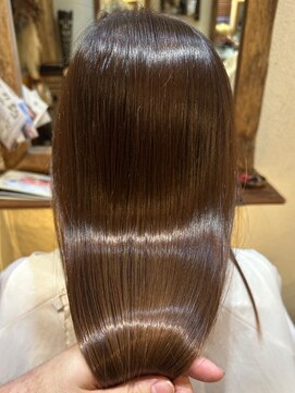 リゴッツ ドゥア プトゥリ(Regottz dua putri) 極艶髪質改善12.4黒髪