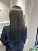 伸ばしたいけど傷みが気になる方へ。美髪ロング/30代