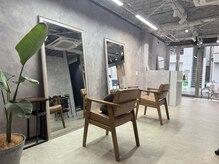 ロイ 梅田(Roy)の雰囲気（お客様にリラックス頂けるシンプルでおしゃれな空間）