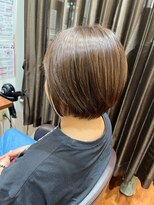 美容室ヒラトヤ 都南店&nbsp;耳だしショート大人ショート似合わせカットニュアンスカラー