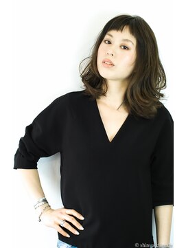 マロウズ(Marrows) 【Marrows】眉上バングとバレイヤージュミディ