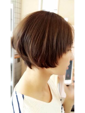 ヘアーアンドメイク カズヨ(Hair&Make CAZUYO) ショートボブ