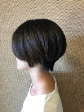 ラニー ヘアーアンドスパ(Rani hair&spa) 前下がりショート
