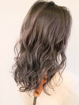 ヘアーアイスカルテット(HAIR ICI QUARTET)&nbsp;2020年 春夏 トレンドカラー ハイ透明感 グレージュ