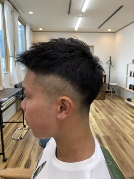 ポルトヘアー(porte hair) 20代、30代、40代、メンズ、メンズカット、フェード