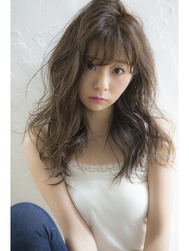 ミエル ヘア 新宿(miel hair) 〈mielhair新宿〉無造作　セミディ　艶カラー