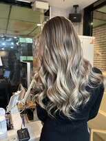 ラフ(LAFF)&nbsp;#黒髪#ボブルフ#ネビージュ#小顔#ワンレン