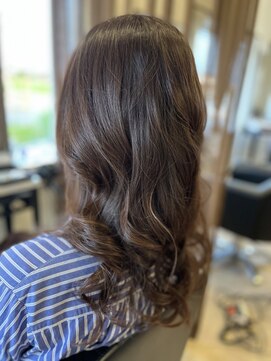 コア フィール ア デイ(COIFFURE A DAY) 【ゆるふわロング】M3Dお得クーポン有り