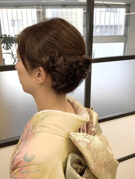 ジョイ 美容室JOY ゆるふわ編み込みアップ