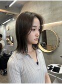 オリーブベージュ 切りっぱなしボブ