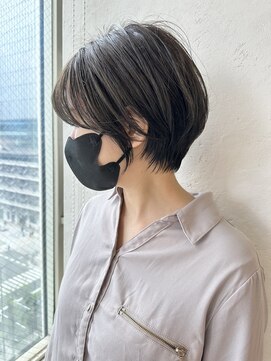 トッカ ヘアアンドトリートメント 難波店 小顔似合わせカット愛されクールショート20代/30代40代50代/難波