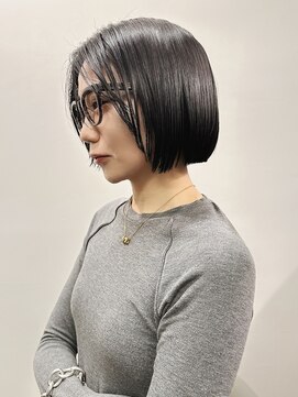 ニール 名古屋 伏見 丸の内(NEELU) 【Neelu_misa】黒髪 ミニボブ 顔周りレイヤー