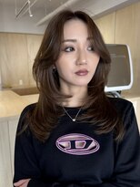 バベル アット フルリール 甲子園口(BABEL at fleurir) 顔まわりに動きのあるレイヤーカット