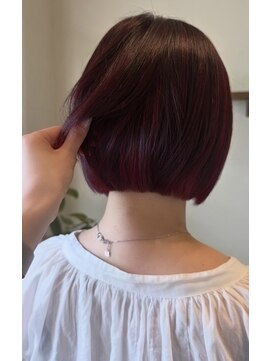 アフェクション 大曽根店 イメチェンホワイトブロンド外ハネボブ美髪ワイドバング