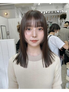 ベニス(VENICE) ぷつっとレイヤー/顔まわりレイヤー/切りっぱなし