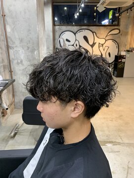 カーニー 上野(kearny) メンズマッシュ/波巻きスパイラルパーマ/波巻きパーマ