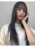 ぷつっとカット×黒髪ロングヘア