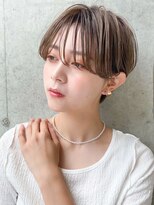 ラダ(Lada)&nbsp;【LadA 城本英恵】 大人すっきりショートスタイル