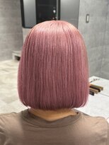 ルイス(L'wis)&nbsp;ホワイトピンクミニボブ