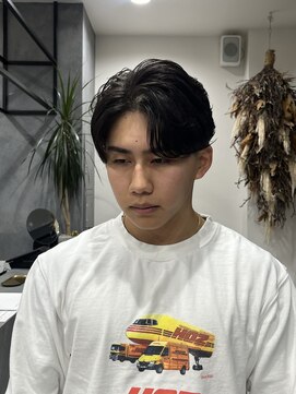 ネクストフォーヘアー(NEXT for hair) センターパート　ニュアンスパーマ