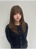 オリーブベージュ×レイヤーカット