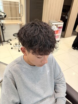 シャドウパーマ