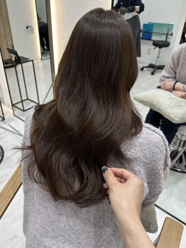 ジーナ 博多筑紫口(Zina) 赤み消しアッシュブラウン×ヨシンモリヘア！【福田れん】