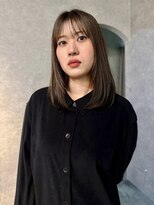 イトシテ&nbsp;ミディアムストレート×オリーブベージュ　【鎌田　隆雅】